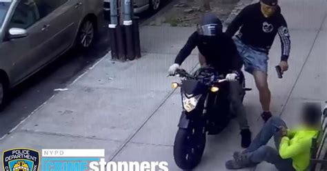 West St. Louis resident robbed while repossessing motorcycle, bike stolen